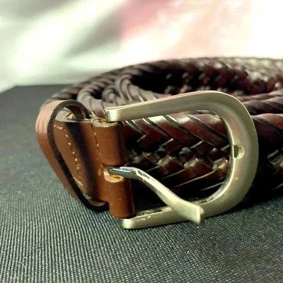 UNBRANDED MENS SIZE 40 BROWN BRAIDED LEATHER BELT GOOD CLEAN CONDITION - Picture 1 of 9